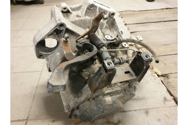 SKRZYNIA BIEGOW VW POLO IV 9N 1 4 FSI 86KM AXU 160tkm Catalog number of the part 1 4 FSI AXU