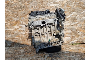 ENGINE BARE POST CITROEN PEUGEOT 5008 1 6 HDI 10JBCJ