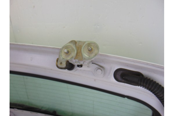 BLANCO PORTON TRASERO BMW SERIE 1 BERLINA (E81/E87) 118d 2007 BLANCO 202376 BMW - 5