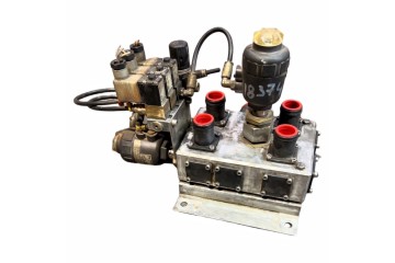 20886557 VOLVO Water Heater Coolant Valve Quality of parts according to GVO O original with manufacturer s logo OE