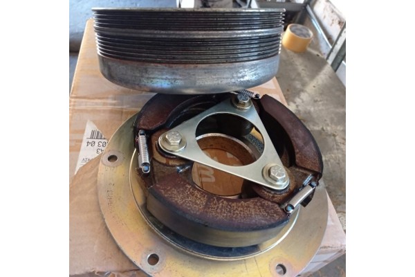 Clutch Carrier Vector 1350 Pulley PK