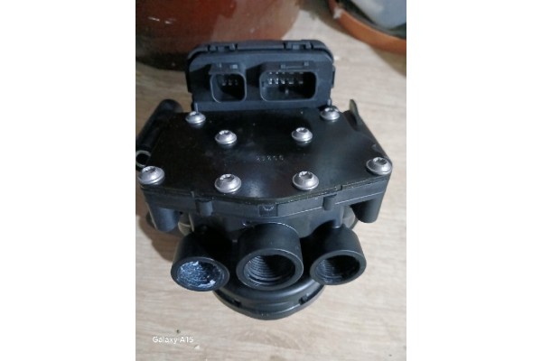 MAN TG3 TGX III TGS MODULATOR CISNIENIA ZAWOR MODU ORYG 81521606202 Version European