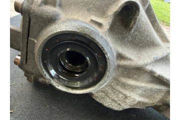 Rear differential BMW 5 F10 F11 7584448 Part manufacturer BMW OE