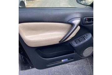 TOYOTA RAV4 (A2) 2.0 D-4D Sol 4X4 (2003)