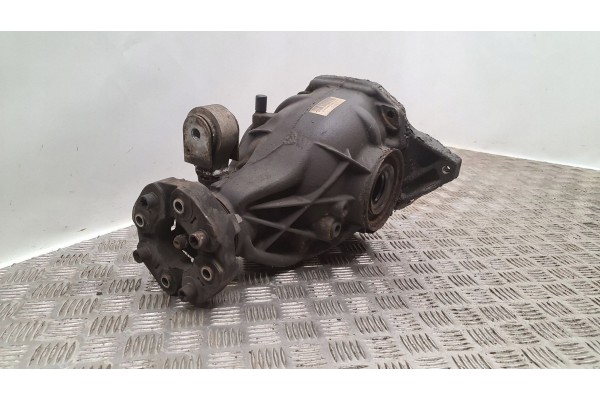 REAR DIFFERENTIAL REAR MERCEDES BENZ C W204 2043504801 GENUINE Car type passenger cars