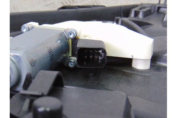 6 PIN ELEVALUNAS DELANTERO IZQUIERDO MERCEDES-BENZ CLASE CLA (BM 117)