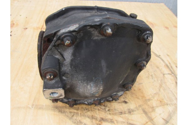 Mercedes Benz E W211 211 MOST DIFFERENTIAL REAR 2 47 A2303510508 Car type passenger cars