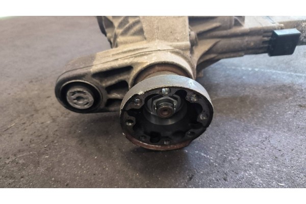 Rear differential Jeep Grand Cherokee WK2 STR 6 4 V8 HEMI 2016 68184732AB Part manufacturer Jeep OE