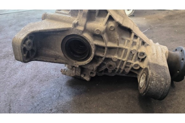 Rear differential Jeep Grand Cherokee WK2 STR 6 4 V8 HEMI 2016 68184732AB Installation side multipurpose