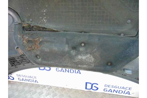 NEGRO CAPO MERCEDES-BENZ CLASE E (BM 210) BERLINA