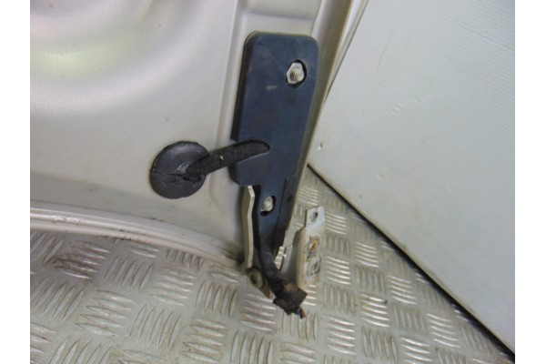 GRIS ORO CAPO AUDI A6 AVANT (4B5) 3.0 2002 GRIS ORO 195387 AUDI - 1