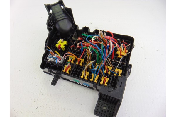 91282-H8720 CAJA RELES / FUSIBLES KIA RIO (YB) Business 2017 91282-H8720 198359 KIA - 1