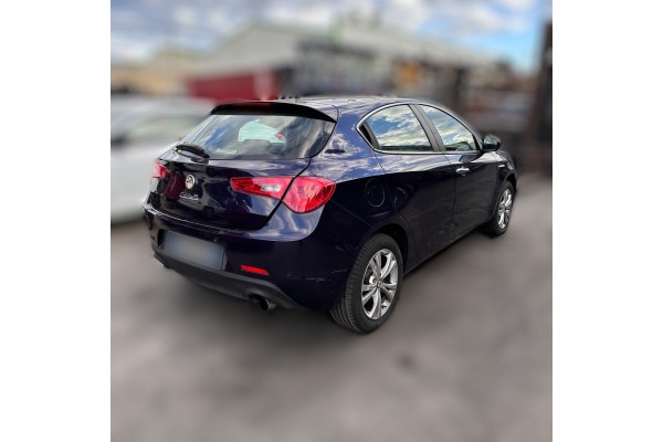 ALFA ROMEO GIULIETTA (191) Distinctive