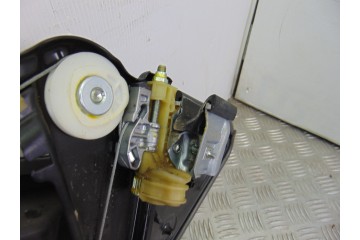 6 PIN ELEVALUNAS TRASERO IZQUIERDO MERCEDES-BENZ CLASE CLA (BM 117)