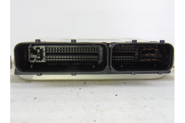 8E0909559H  CENTRALITA MOTOR UCE AUDI A6 AVANT (4B5) 3.0 2002 8E0909559H 195395 AUDI - 1