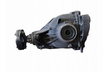 Rear differential BMW 5 G30 G31 G38 8647115 Catalog number of the part 8647115