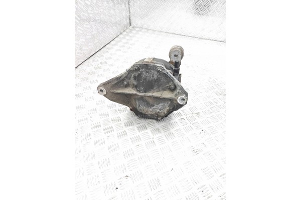 Rear differential 2 47 Mercedes Benz C W204 A2093510205 Installation side multipurpose