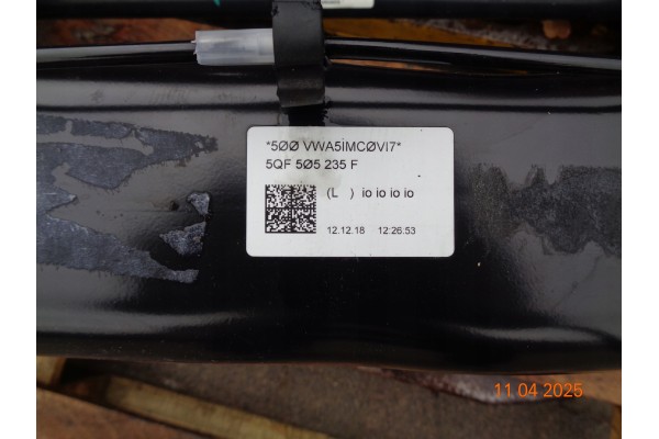 REAR SUSPENSION REAR SET SKODA KODIAQ KAROQ TIGUAN TOURAN 5QF505235F Part manufacturer Volkswagen OE