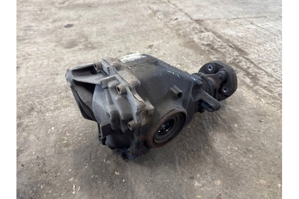 2013 BMW 3 F30 F35 F31 Rear differential 7544873