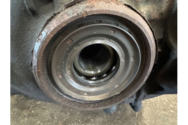 2013 BMW 3 F30 F35 F31 Rear differential 7544873 Catalog number of substitutes 0713121713060003