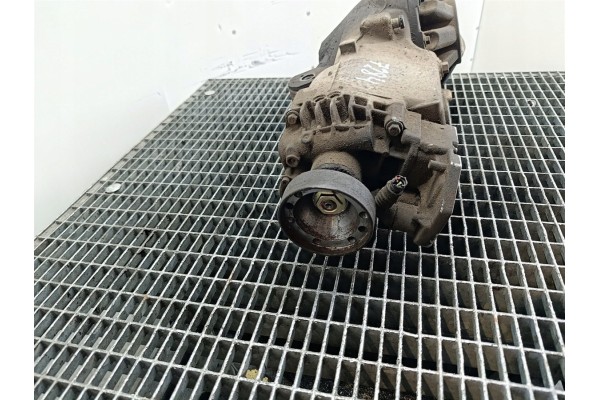 REAR DIFFERENTIAL VOLVO XC90 AND 01023869 2 4 D5 Part manufacturer no brand