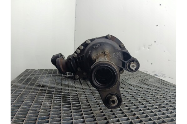 DIFFERENTIAL FRONT LAND ROVER DISCOVERY IV 2012076A 3 0 D Product weight with unit packaging 30 kg