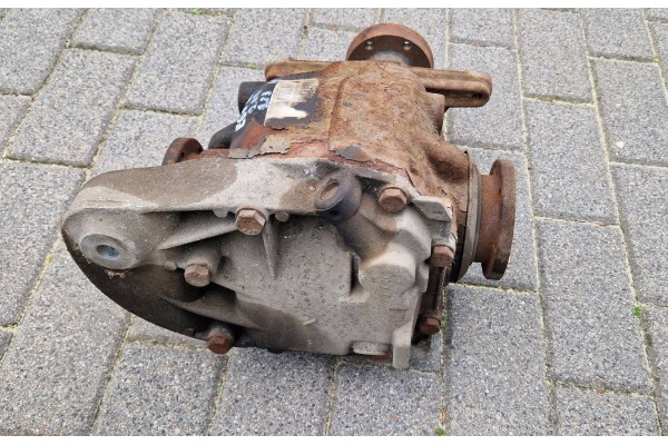 BMW 5 E60 E61 LIFT 07 10 2 0 DIESEL N47D20A REAR BRIDGE DYFER 7560591 3 23 Installation side rear
