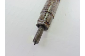 A6420701187 INYECTOR MERCEDES-BENZ CLASE E (BM 212) LIM.