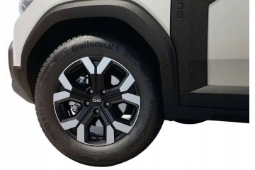 Winter wheels 17 GOODYEAR 215 65 UG PERF 3 XL DACIA DUSTER III BIGSTER OE