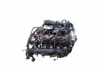 ENGINE COMPLETE MERCEDES W176 W246 1 6 CGI 270910 Engine type petrol