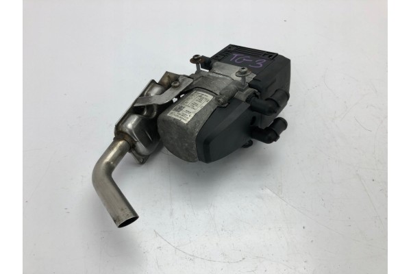Calefactor auxiliar de agua EBERSPACHER HYDRONIC S3 D4A 81619016203 de