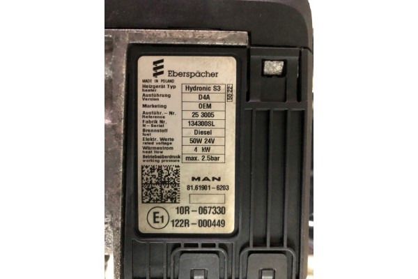 Calefactor auxiliar de agua EBERSPACHER HYDRONIC S3 D4A 81619016203 de