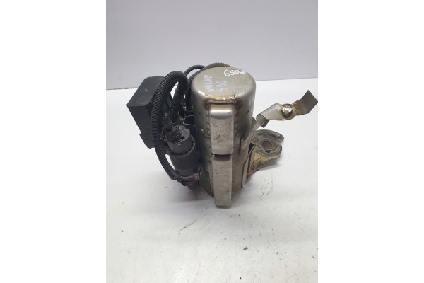 WEBASTO PARKING HEATER VOLVO S80 08633300A Part manufacturer Volvo OE