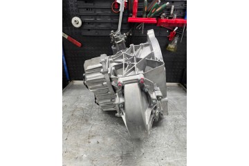 Gearbox M40 2 3 3 0 FIAT DUCATO CITROEN JUMPER PEUGEOT BOXER Catalog number of the part M40 km auto