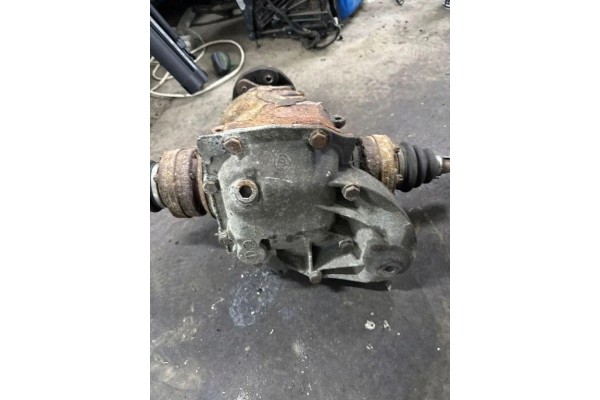 Rear reducer BMW 3 Coupe E92 8910011568970005 2 5L diesel 2010 Car type passenger cars