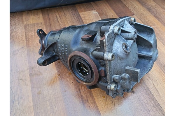 Bmw F30 dyfer most tylny Catalog number of the part 7605589 03 bmw dyfer