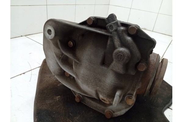 2008 BMW 5 E60 E61 Rear differential 7570470 Installation side multipurpose