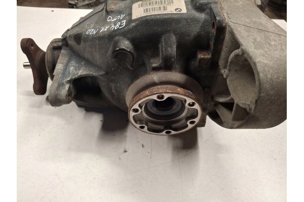 GENUINE BMW X1 E84 2014 Rear differential 7611129 Installation side rear