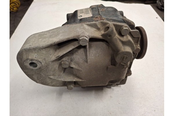 GENUINE BMW X1 E84 2014 Rear differential 7611129 Catalog number of substitutes 8913032518610007 315