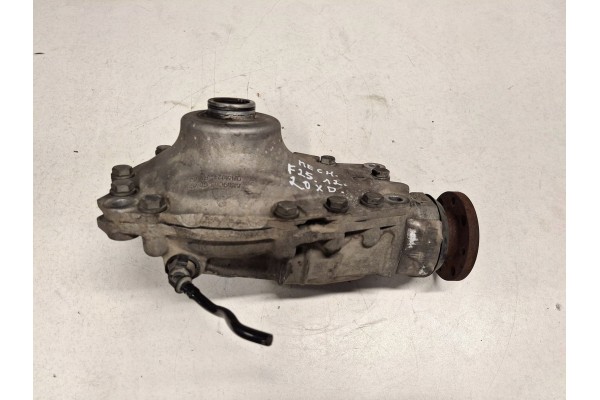 GENUINE BMW X3 F25 2012 Front differential 7592002