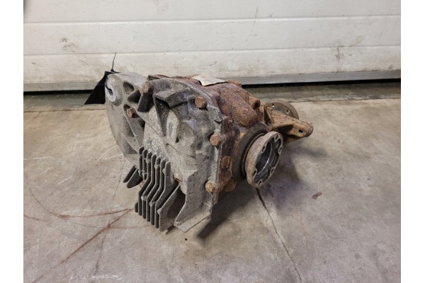 Complete differential BMW 5 E60 E61 3310 7542505 3 23 Car type passenger cars