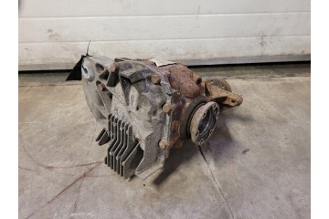 Complete differential BMW 5 E60 E61 3310 7542505 3 23 Car type passenger cars