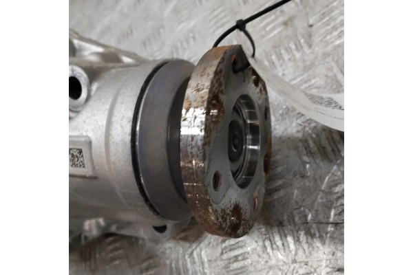 FRONT REDUCER BMW X5 G05 7647388 38869765 4 4L 390kw 2023 Catalog number of substitutes 8638080 7934390