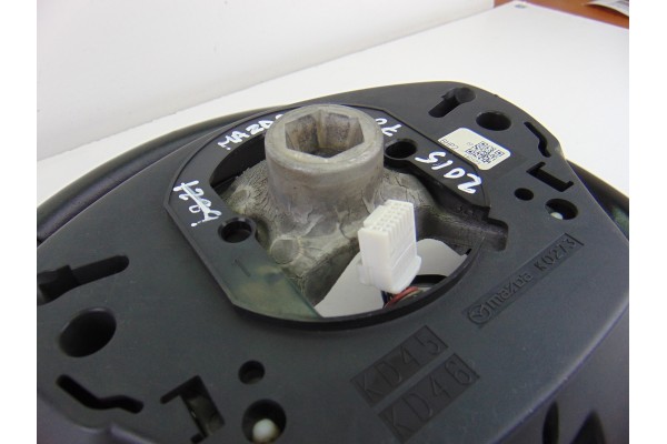  VOLANTE MAZDA 3 BERLINA / SEDÁN (BM/BN) Luxury 2014 201570 MAZDA - 5