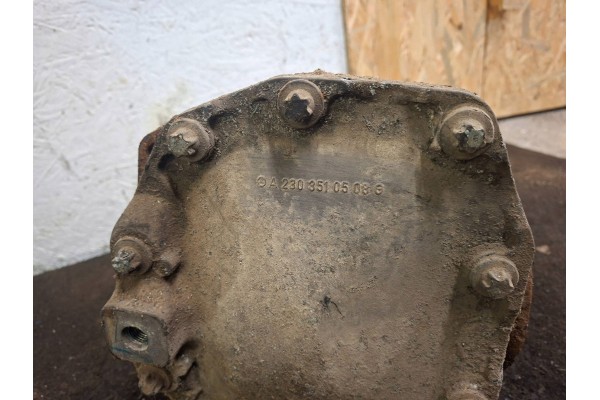 Rear differential Mercedes Benz E W211 A2303510508 Catalog number of the part A2303510508