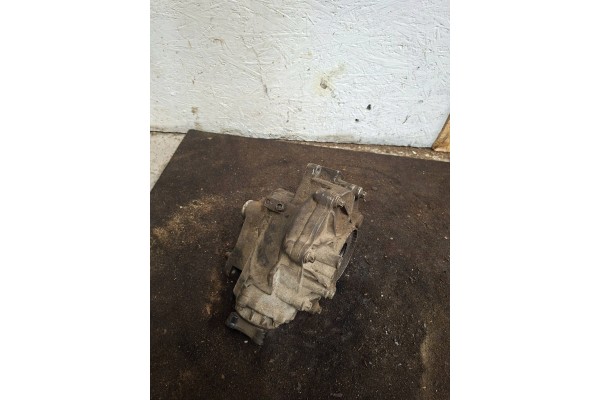 Front differential Mercedes Benz E W211 A2203350004 Part manufacturer Mercedes Benz OE