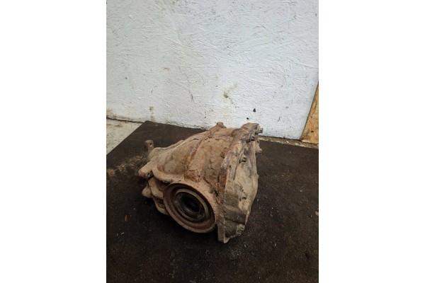 Diferencial trasero Mercedes-Benz E W211 A2303510508