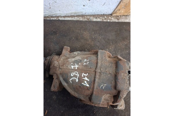 Rear differential Mercedes Benz E W211 A2303511108 Catalog number of the part A2303511108