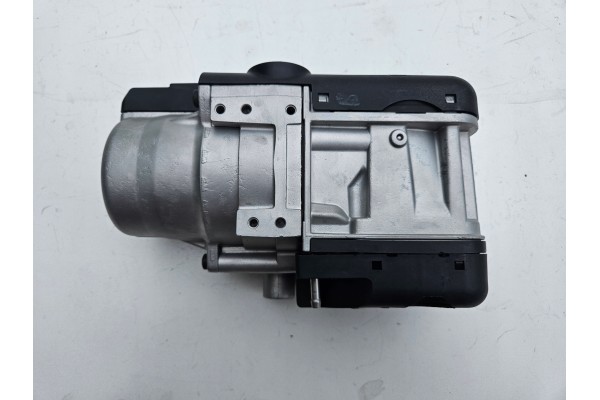 Webasto Thermo Top V Ford S max Mondeo Volvo XC60 V60 XC70 6G9N 18K463 BS Part manufacturer Webasto