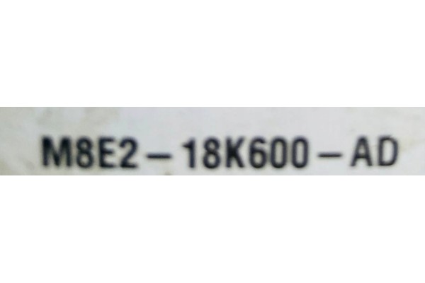Calentador del Refrigerante del Motor Range Rover Sport L461 M8E2-18K6